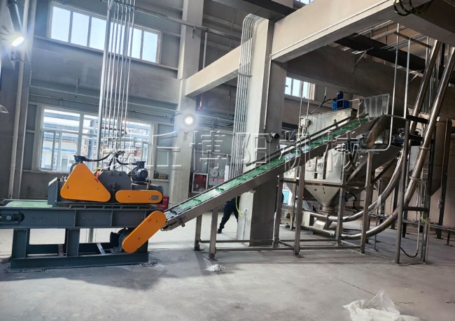 擠壓振散裝置+自動拆包機+管鏈投加系統