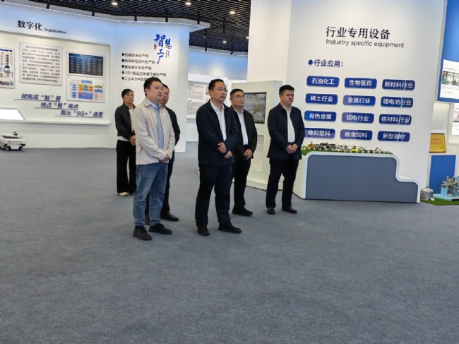 濰坊市委統戰部分管日常工作的副部長李全吉一行到博陽機械參觀調研