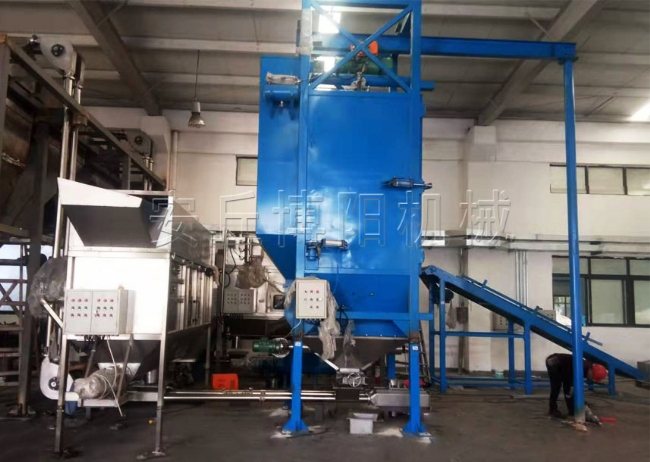 炭黑噸袋破袋機案例   山東噸包自動拆包機